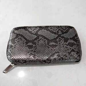 Laura Mercier Makeup Zipper Clutch